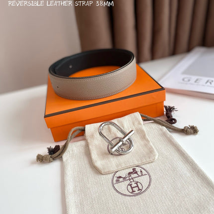 HM ITHAQUE BELT SILVER BUCKLE & REVERSIBLE CAMEL BROWN AND BLACK LEATHER STRAP 38MM