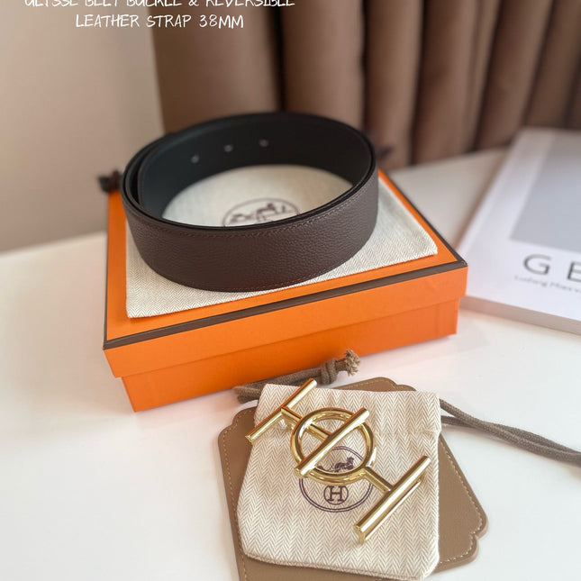 ULYSSE BELT BUCKLE & REVERSIBLE CHOCOLATE BROWN LEATHER STRAP 38MM GOLD HARDWARE