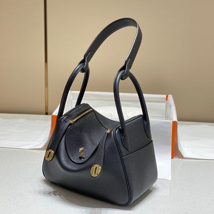 HM LINDY 26 BAG BLACK CALFSKIN