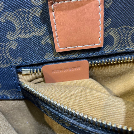 TRIOMPHE  32 BLUE IN PATTERN CALFSKIN