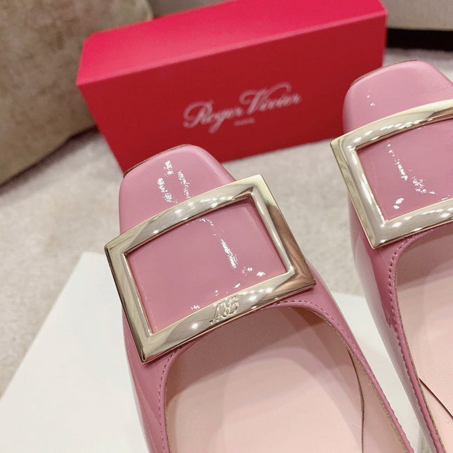 BELLE VIVIER PUMPS IN PASTEL PINK GLOSSY CALFSKIN GOLD BUCKLE