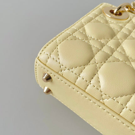 MICRO LADY 12 BAG IN LIGHT YELLOW LAMBSKIN