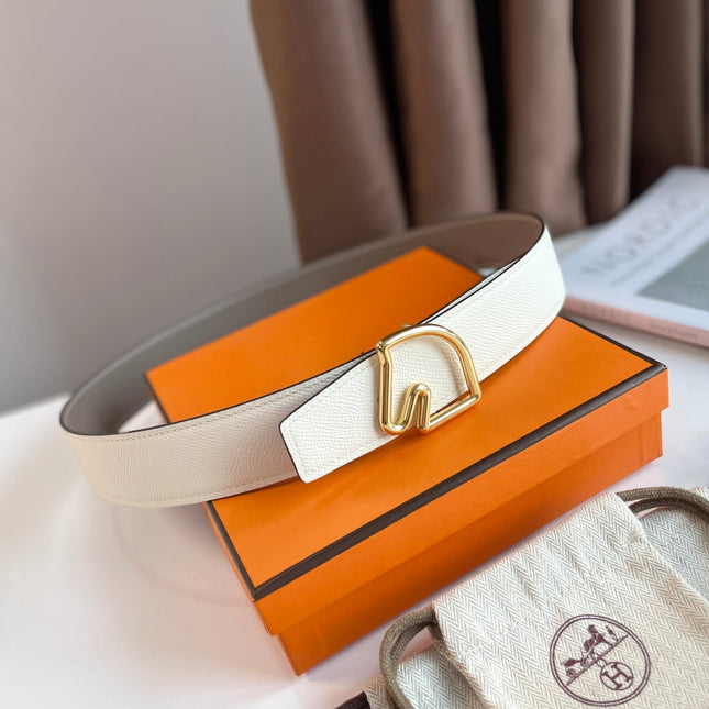 BOUCLE BELT BUCKLE & REVERSIBLE KHAKI BROWN AND WHITE LEATHER STRAP 38MM GOLD HARDWARE