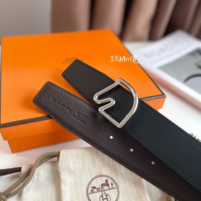 BOUCLE BELT BUCKLE & REVERSIBLE CHOCOLATE BROWN AND BLACK LEATHER STRAP 38MM SILVER HARDWARE