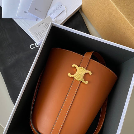 TRIOMPHE 25 BUCKET BAG CINNAMON BROWN CALFSKIN