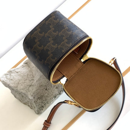 TRIOMPHE 9 CALFSKIN BLACK PATTERN BOX BAG