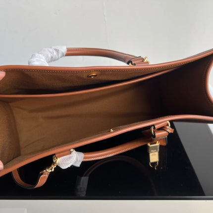 TRIOMPHE CABAS 35 BLACK CALFSKIN TOTE