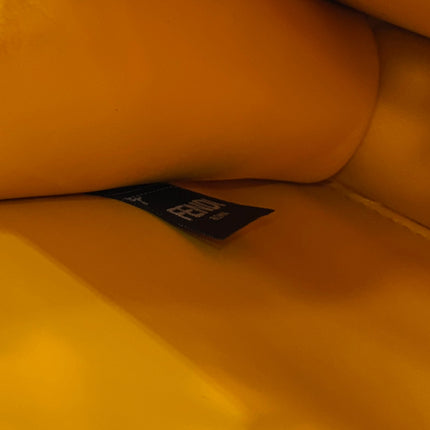 PEEKABOO ISEEU 33 IN ORANGE OMBRE SMOOTH CALFSKIN GOLD HARDWARE