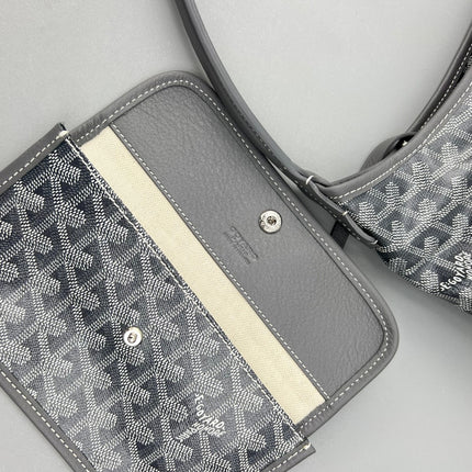 HOBO BOHÈME 34 IN GREY GOYARDINE CANVAS AND CALFSKIN