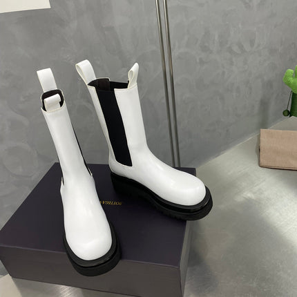 LUG CHELSEA BOOT IN WHITE CALFSKIN