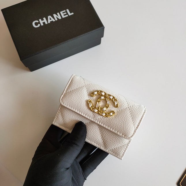 CC TRIFOLD PURSE 12 WHITE GRAINED CALFSKIN GOLD ICON