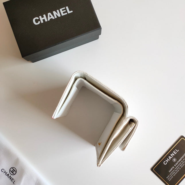 CC TRIFOLD PURSE 12 WHITE GRAINED CALFSKIN GOLD ICON