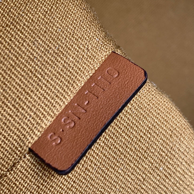 TRIOMPHE 24 BLACK PATTERN PRINTED CALFSKIN