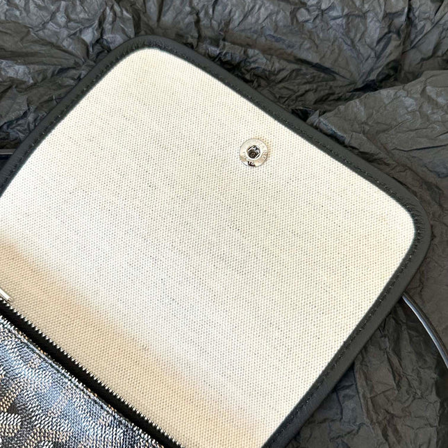 PLUMET POCKET WALLET 20 IN BLACK GOYARDINE CANVAS AND LAMBSKIN TRIM