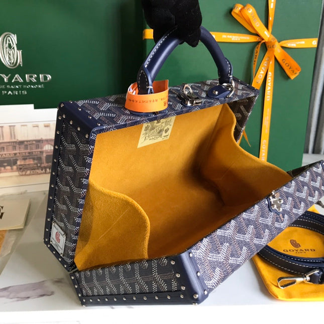 GRAND HÔTEL TRUNK BAG 24 IN NAVY BLUE GOYARDINE CANVAS AND CALFSKIN