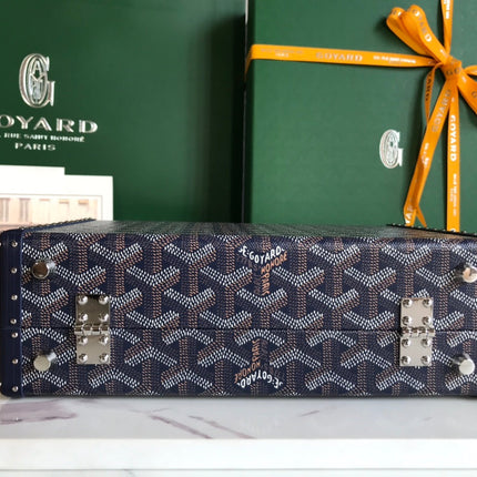 GRAND HÔTEL TRUNK BAG 24 IN NAVY BLUE GOYARDINE CANVAS AND CALFSKIN