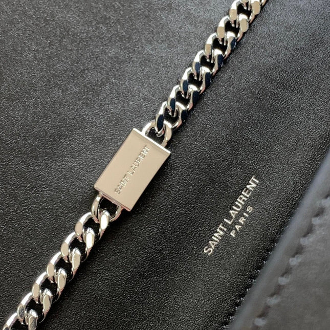 KATE TASSEL 24 BLACK CALFSKIN WITH SILVER LOGO