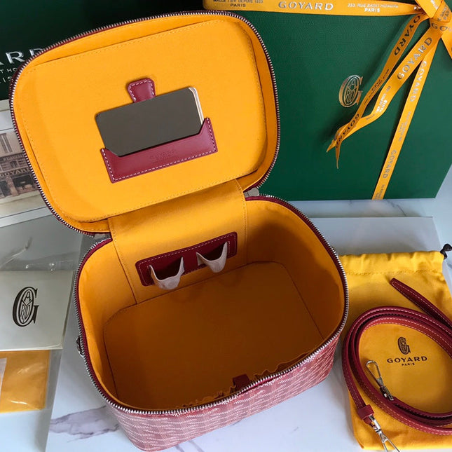 MUSE VANITY CASE 20 IN CLASSIC RED GOYARDINE CANVAS