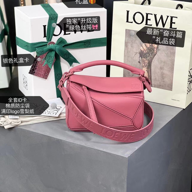 LOE MINI 18 PUZZLE BAG IN CRIMSON SATIN CALFSKIN