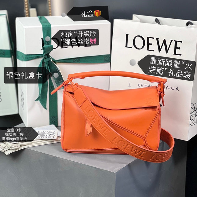 LOE MINI 18 PUZZLE BAG IN VIVID ORANGE SATIN CALFSKIN