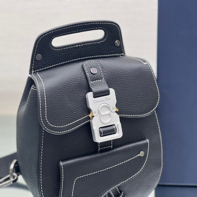 GALLOP SLING BAG 27 IN BLACK CALFSKIN