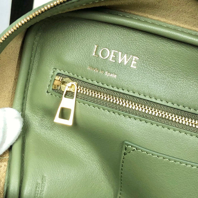 LOE AMAZONA 28 BAG IN OLIVE GREEN CALFSKIN AND BEIGE MONOGRAM FABRIC
