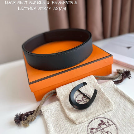 LUCK BELT BUCKLE & REVERSIBLE CHOCOLATE BROWN LEATHER STRAP 38MM BLACK HARDWARE