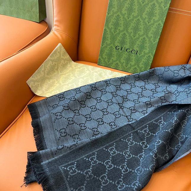 GUCCI 25S SCARF 180 IN WOOL 644858