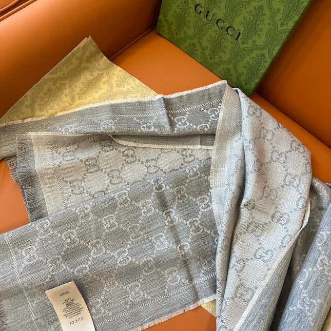 GUCCI 25S SCARF 180 IN WOOL 644856