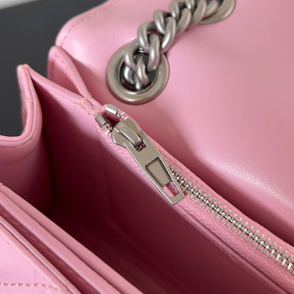 CRUSH CHAINED BAG 25 IN PINK QUILTED CRUSHED CALFSKIN SILVER HARDWARE