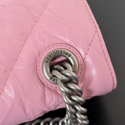 CRUSH CHAINED BAG 25 IN PINK QUILTED CRUSHED CALFSKIN SILVER HARDWARE