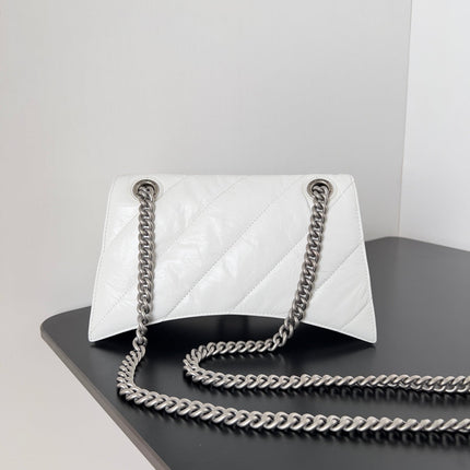 CRUSH CHAINED BAG 25 IN WHITE QUILTED CRUSHED CALFSKIN SILVER HARDWARE