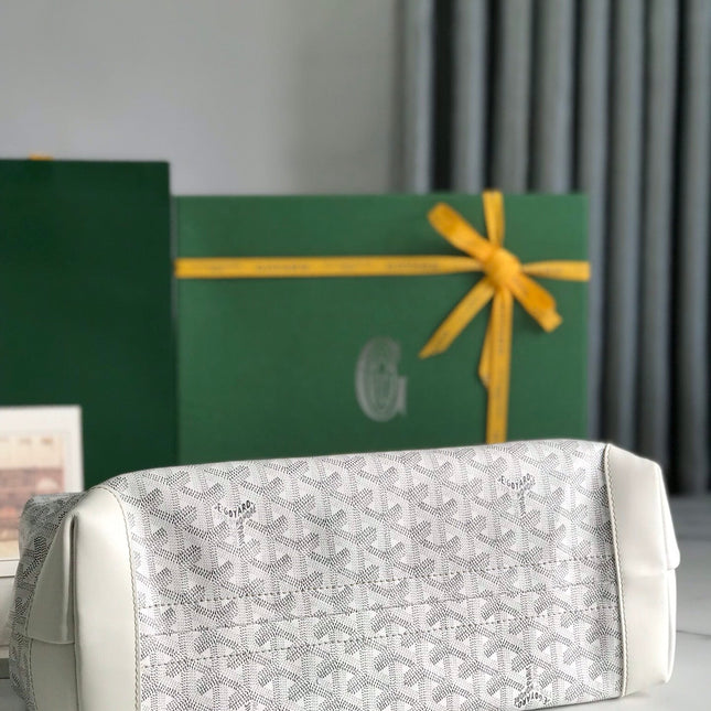 BELLECHASSE BIAUDE PM BAG 36 IN WHITE GOYARDINE CANVAS AND CALFSKIN TRIM