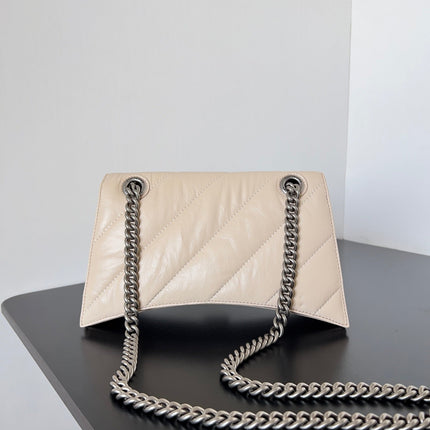 CRUSH CHAINED BAG 25 IN BEIGE QUILTED LAMBSKIN SILVER HARDWARE