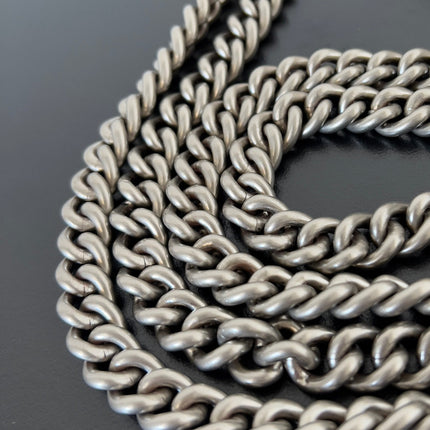 CRUSH CHAINED BAG 25 IN BEIGE QUILTED LAMBSKIN SILVER HARDWARE