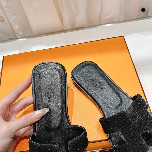 0RAN SANDAL BLACK LAMBSKIN ATTACH CRYSTALS-BLACK