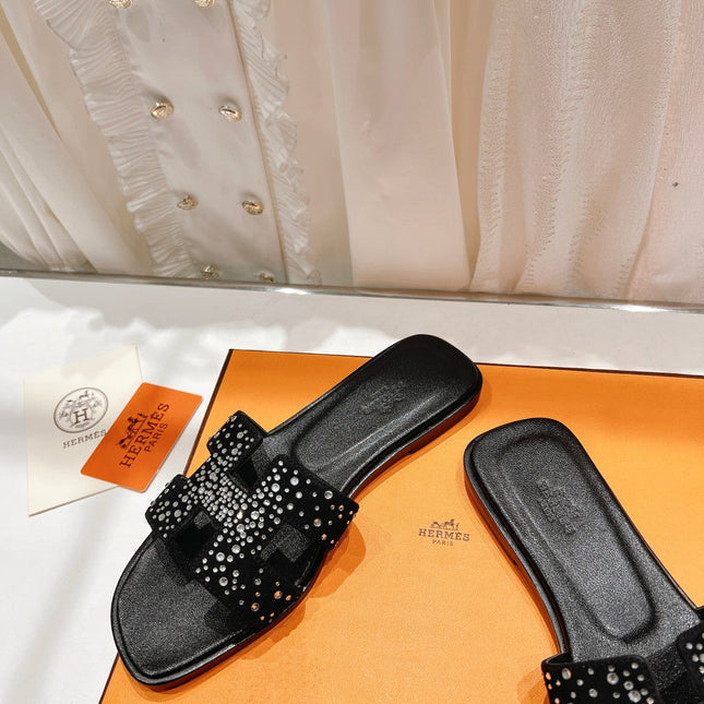 0RAN SANDAL BLACK LAMBSKIN ATTACH CRYSTALS