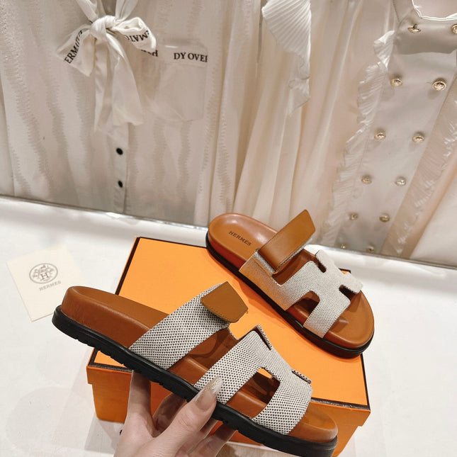 CHYPRE SANDAL BRIGHT BROWN LAMBSKIN AND SILVER DENIM