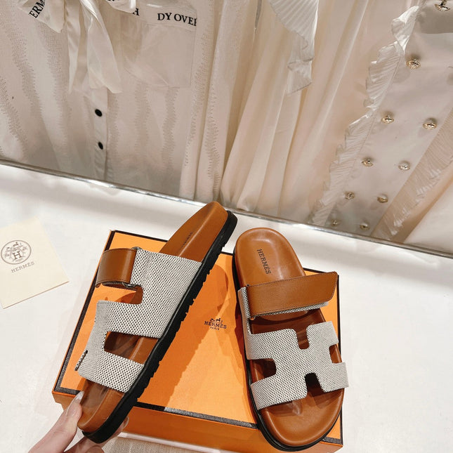 CHYPRE SANDAL BRIGHT BROWN LAMBSKIN AND SILVER DENIM