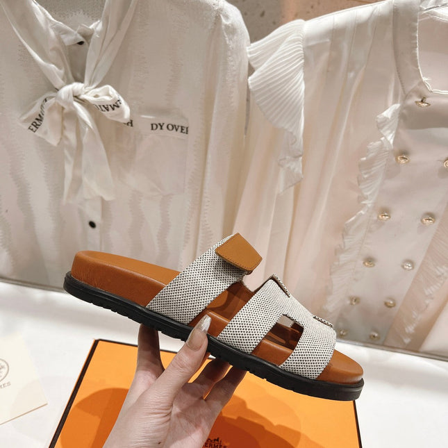 CHYPRE SANDAL BRIGHT BROWN LAMBSKIN AND SILVER DENIM