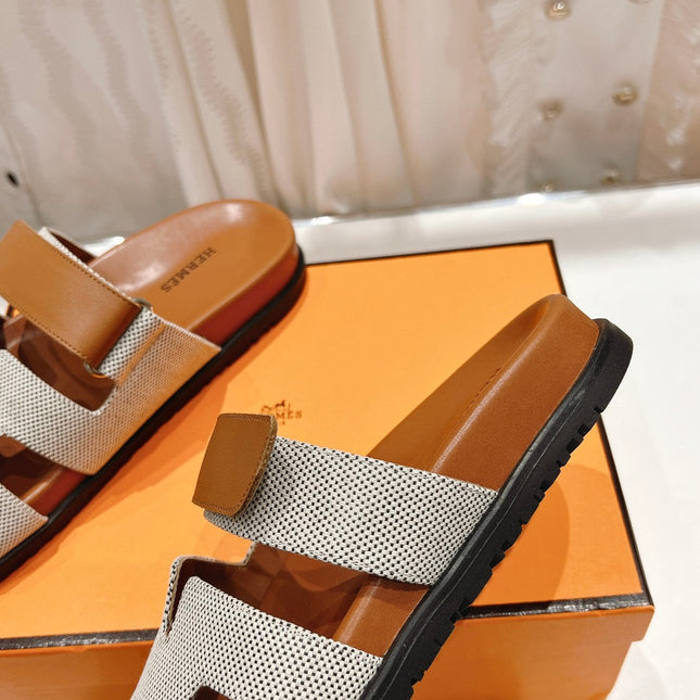 CHYPRE SANDAL BRIGHT BROWN LAMBSKIN AND SILVER DENIM