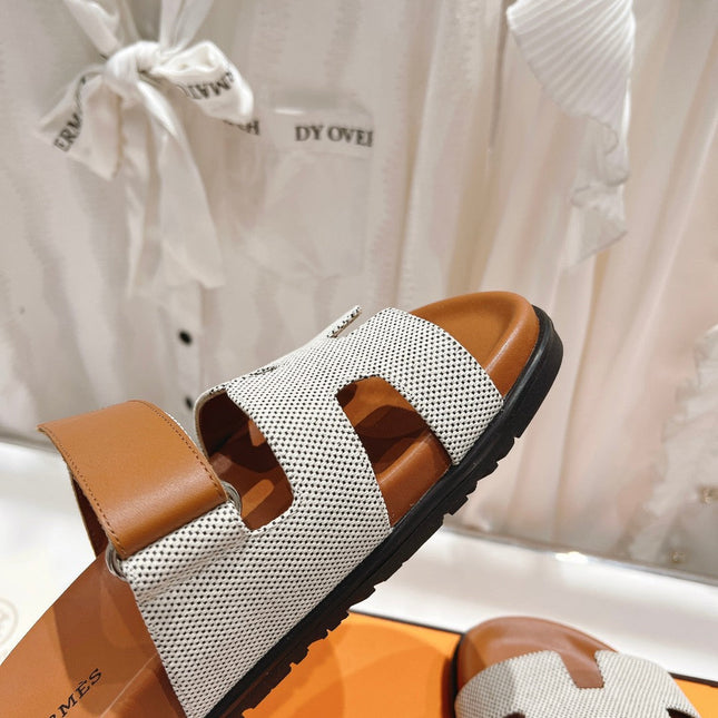 CHYPRE SANDAL BRIGHT BROWN LAMBSKIN AND SILVER DENIM