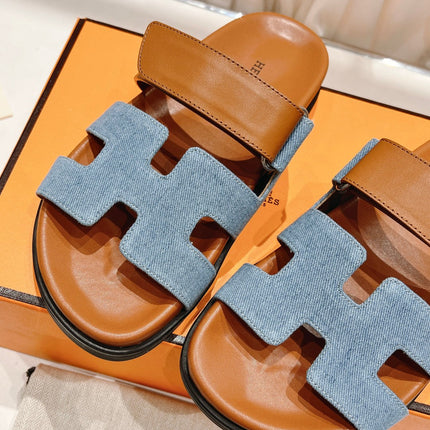 CHYPRE SANDAL BRIGHT BROWN LAMBSKIN AND BLUE DENIM