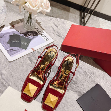 ONE STUD RUBY RED PATENT LEATHER LACE-UP HIGH HEELS 85 MM