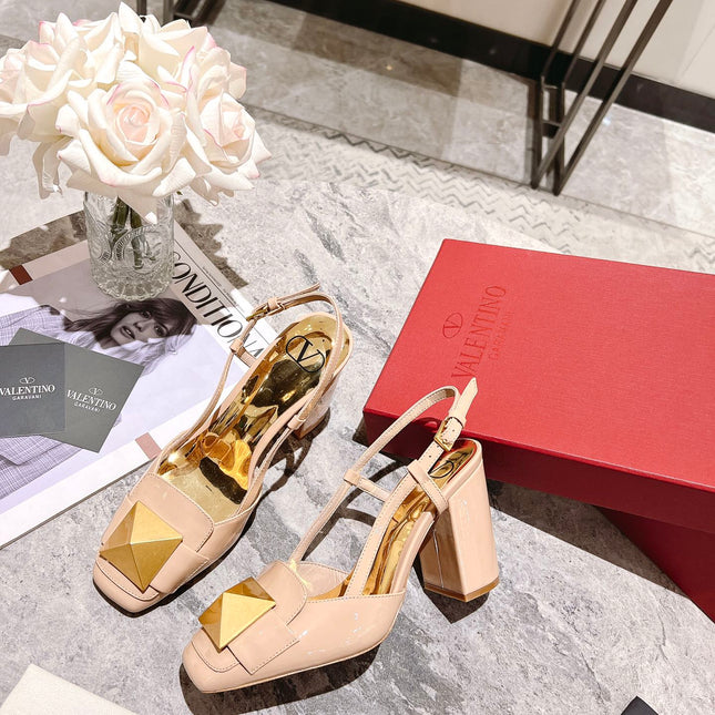 ONE STUD BEIGE TAN PATENT LEATHER LACE-UP HIGH HEELS 85 MM