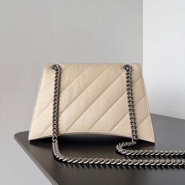 CRUSH CHAINED BAG 32 IN BEIGE QUILTED LAMBSKIN SILVER HARDWARE