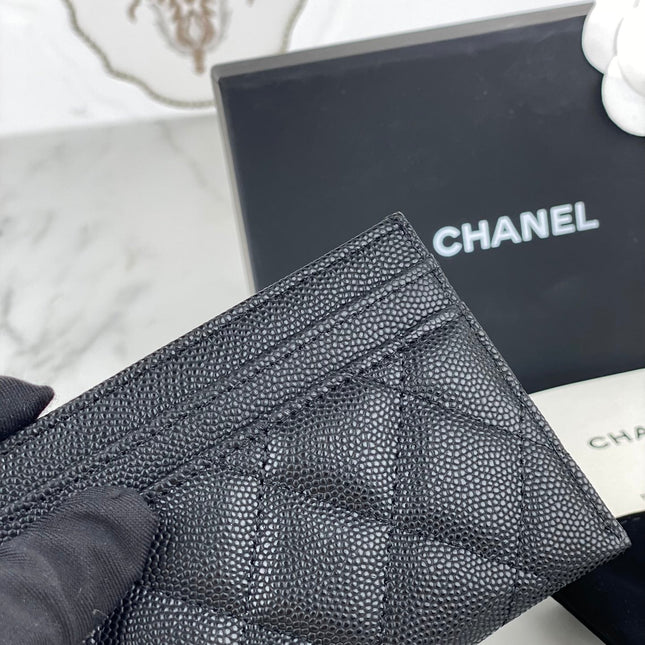 CC CARD HOLDER 19.5 BLACK GRAINED CALFSKIN GOLD ICON