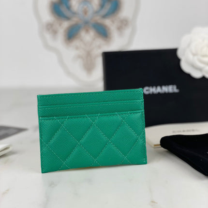 CC CARD HOLDER 19.5 EMERALD GRAINED CALFSKIN GOLD ICON