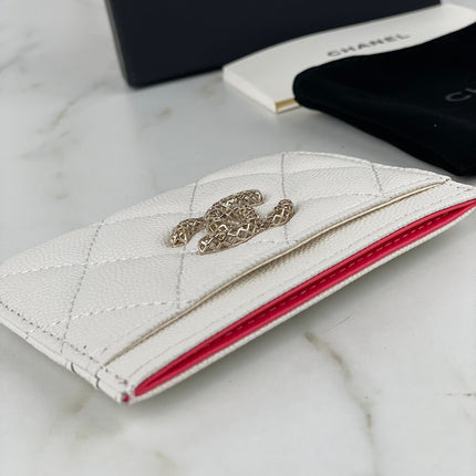 CC CARD HOLDER 19.5 WHITE GRAINED CALFSKIN GOLD ICON