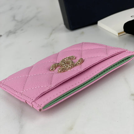 CC CARD HOLDER 19.5 PINK GRAINED CALFSKIN GOLD ICON